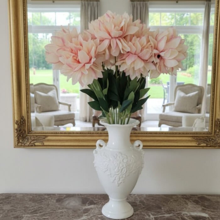 DAHLIA PEDESTAL FLOWER