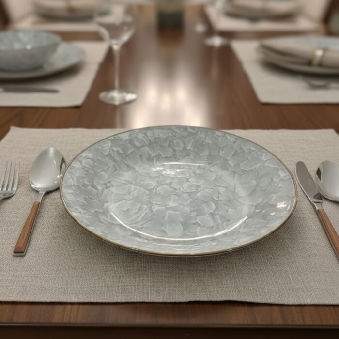 CRYSTAL CUT SERVING BOWL (S)